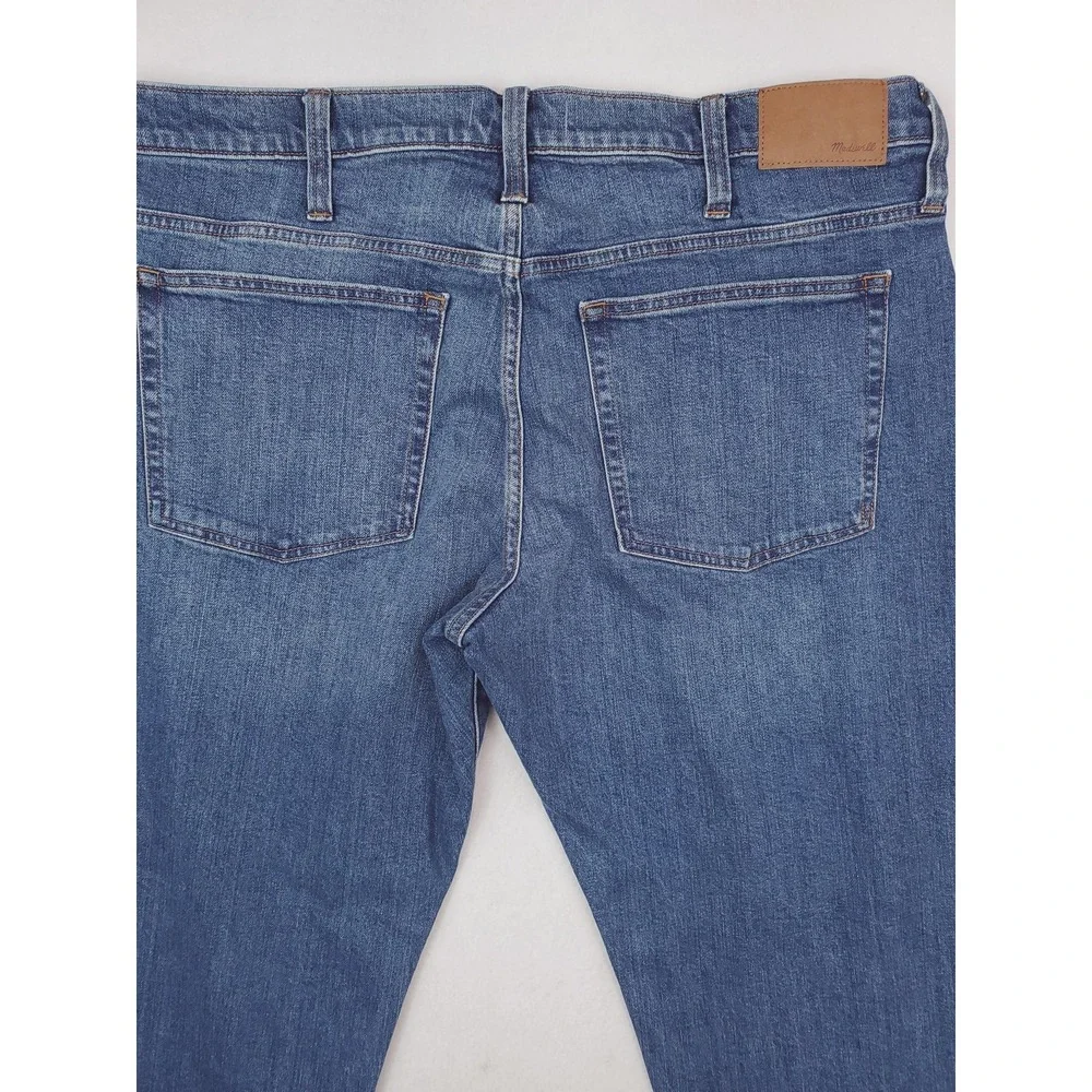 Madewell Jeans Mens 40x32* Blue Medium Wash Relaxed Taper Stretch Denim Pants